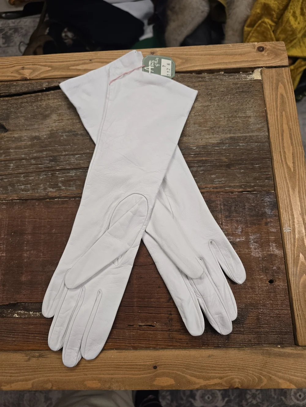 Classic White Long Leather Gloves - Unbranded